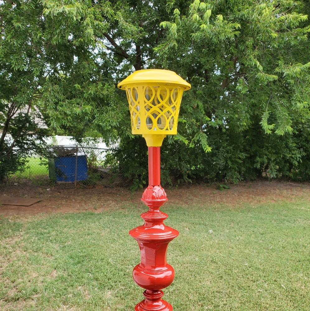 Solar lamp